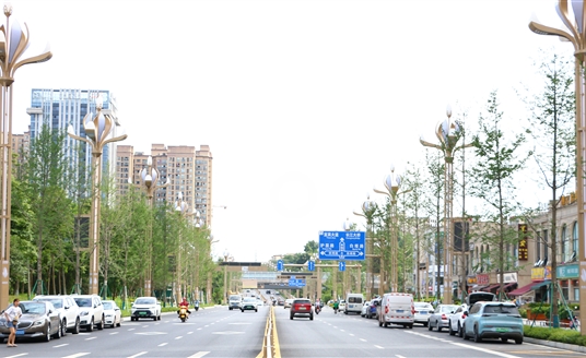 物聯網城市家具上新，“扮靚”宜賓黃桷坪大道